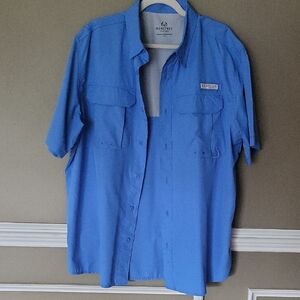 Realtree Fishing Men's Casual Blue Button Down Shirt